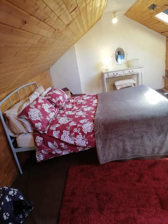 Apartmán Cozy Loft In Bushey, 20 Mins By Train To Euston London Exteriér fotografie