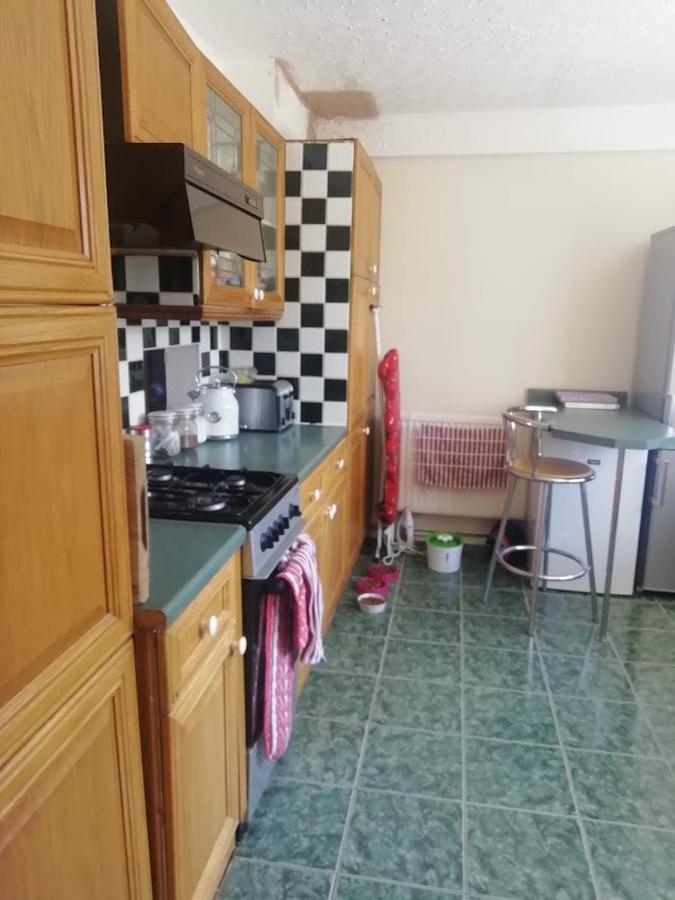 Apartmán Cozy Loft In Bushey, 20 Mins By Train To Euston London Exteriér fotografie